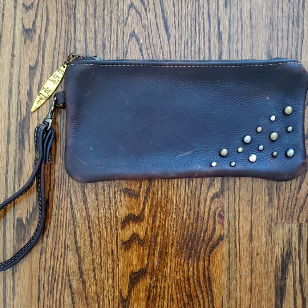 NWOT Canoe Leather Wristlet - Picture 1 of 3